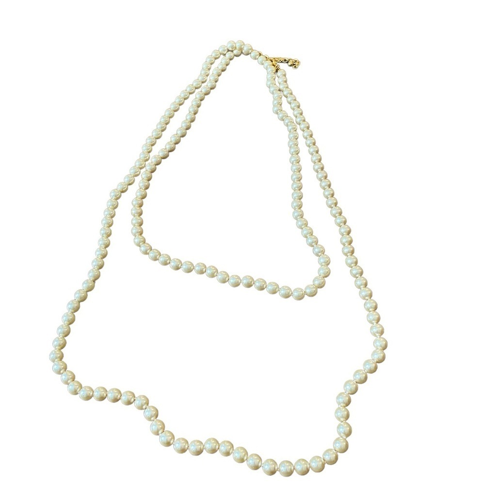Joan Rivers long length Faux Pearl necklace